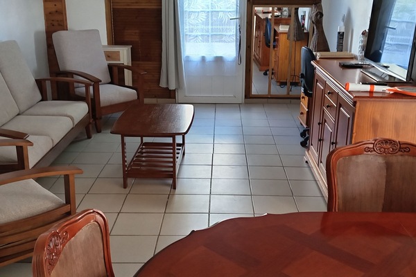 Salon et espace de travail