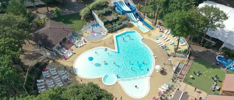 Piscina all'aperto, una piscina riscaldata