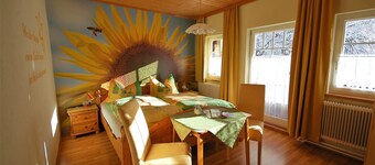 Comfortably furnished vacation home in the mountains