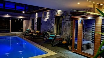 Piscine couverte, piscine chauffée