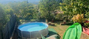 Mökki Provencessa - keskiaikainen kylä 