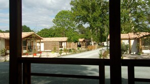 Interior - AZUR: Chalet in residential park in the heart of a pine forest, near beaches and golf. (Azur)