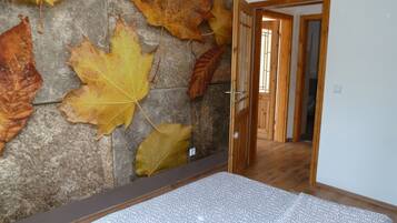 1 chambre, fer et planche Ă repasser, Wi-Fi, draps fournis