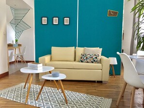 Smart TV, books, offices