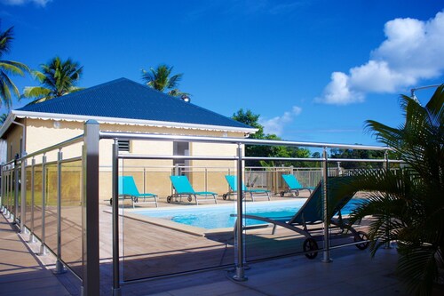 VILLAS SCI SARAH, LUX ET CONVIVIALE