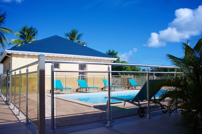 VILLAS SCI SARAH, LUX ET CONVIVIALE