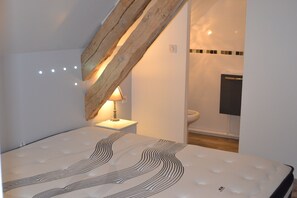 2 habitaciones y camas con efecto memoria 