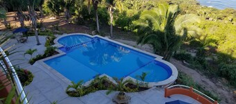 Beautiful Ocean View 1-Bedroom Condo at Vista Encantada 106