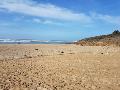 Port Bourgenay 2-room apartment Facing the golf course, south facing