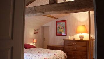 1 sovrum, strykjÀrn/strykbrÀda, gratis wi-fi och sÀngklÀder