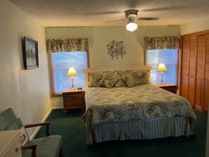 4 bedrooms, iron/ironing board, free WiFi - Family getaway to Lake Junaluska (Lake Junaluska)