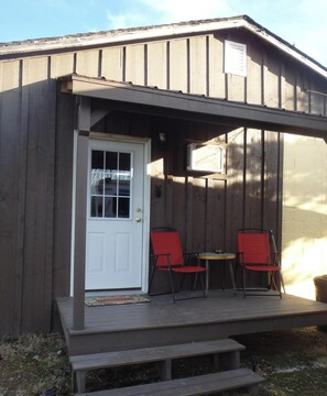 Exterior detail - Climb On Inn~ Studio~ Naturally Gorgeous~Rock Climbing -Red River Gorge~Cozy   (Pine Ridge)