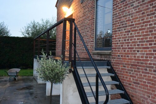 Group accommodation for 12 people in a rural setting