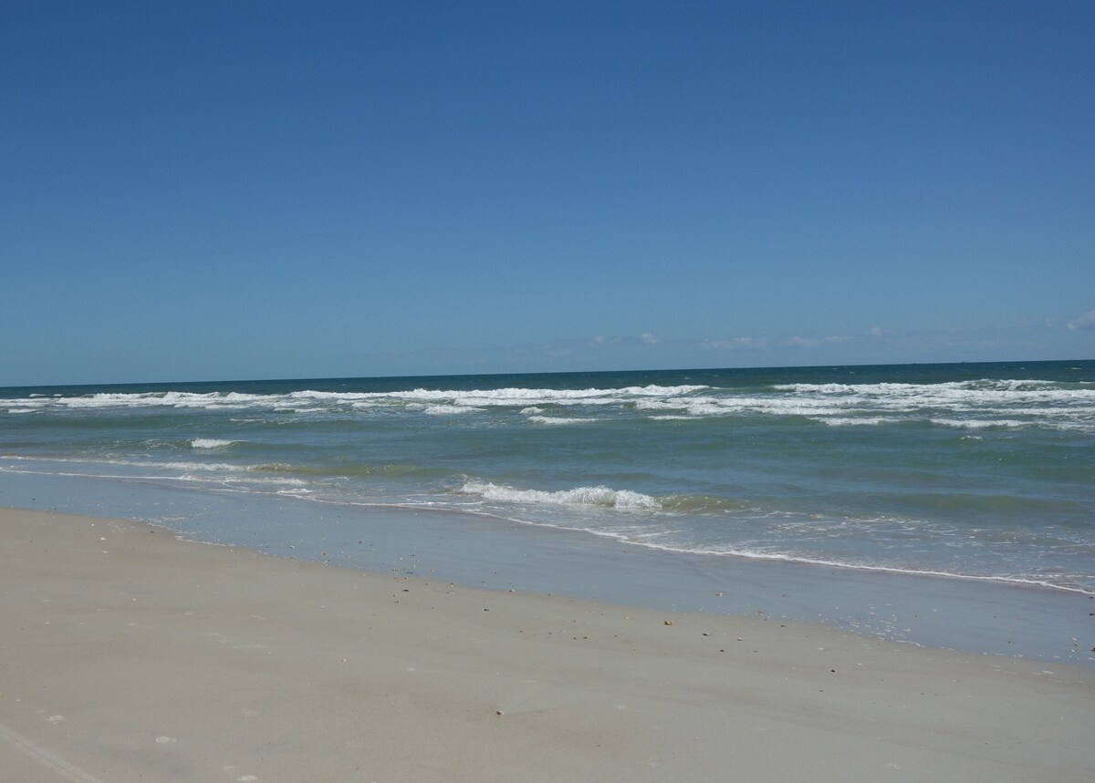 Photo 39 of St Augustine Anastasia House close to Downtown & Beaches, King beds in each room