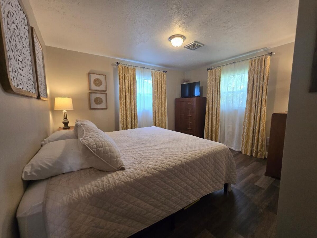 Photo 42 of St Augustine Anastasia House close to Downtown & Beaches, King beds in each room