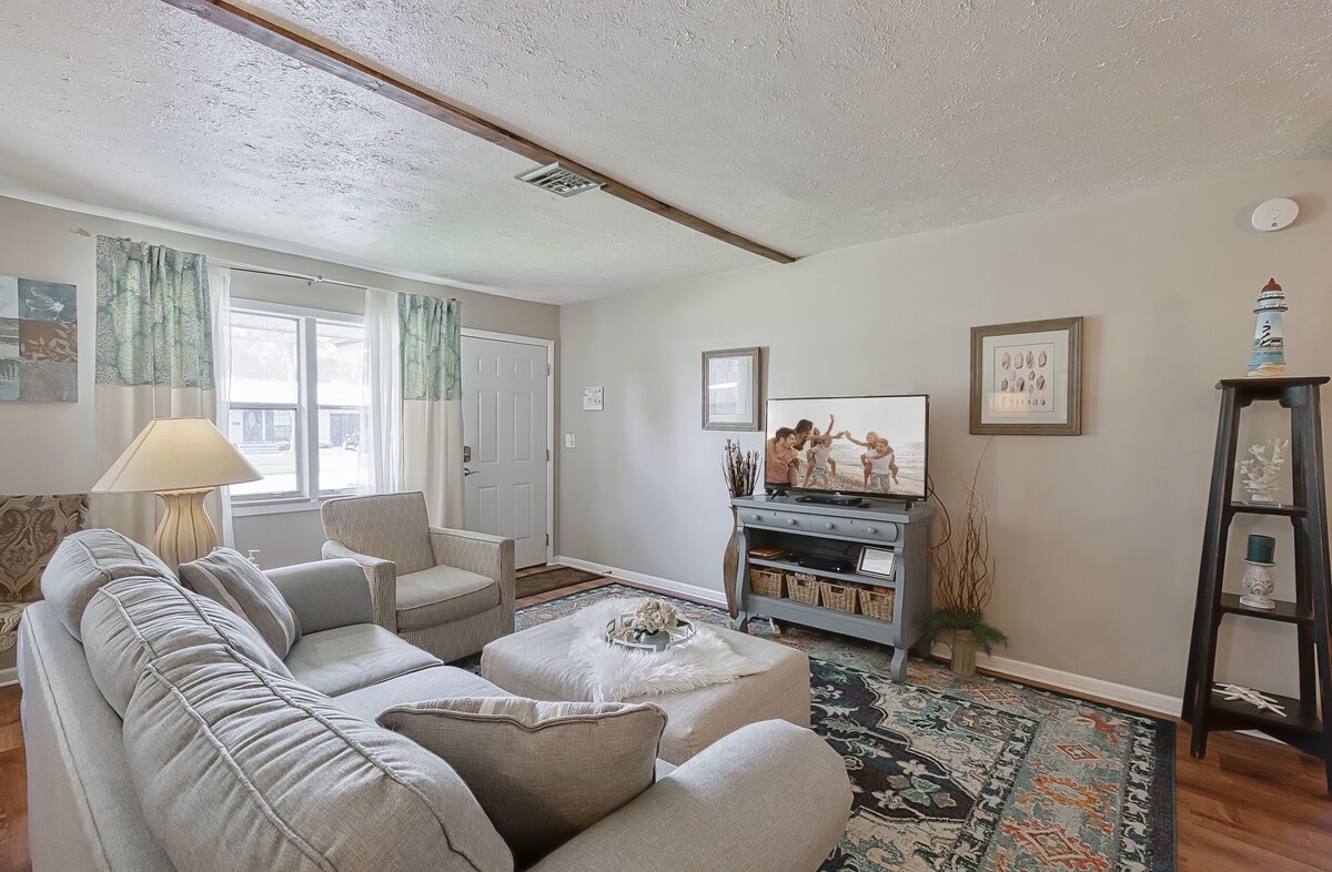 Photo 7 of St Augustine Anastasia House close to Downtown & Beaches, King beds in each room