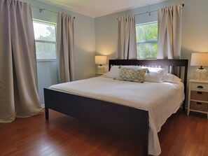 2 bedrooms, iron/ironing board, travel crib, free WiFi