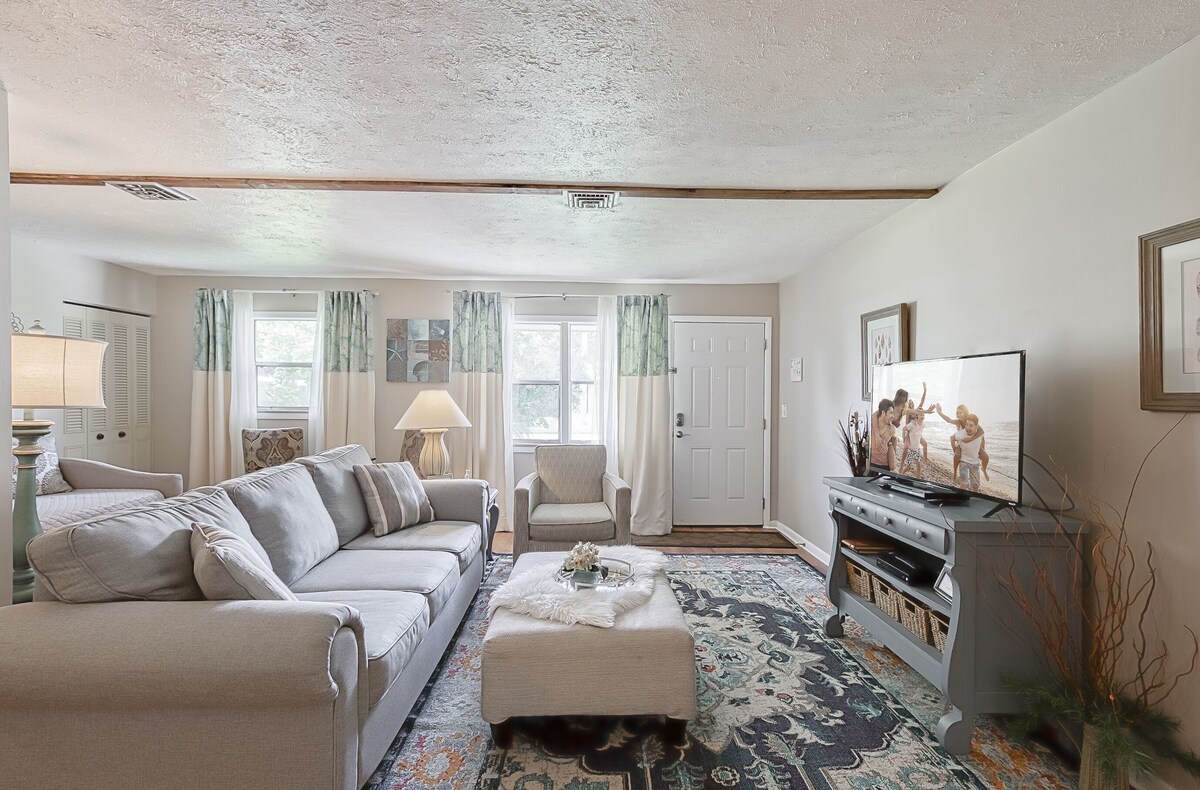 Photo 6 of St Augustine Anastasia House close to Downtown & Beaches, King beds in each room