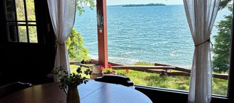 Rustic, Cozy, Lakefront Cabin On Leech Lake- Perfect For Families & Fisherfolk