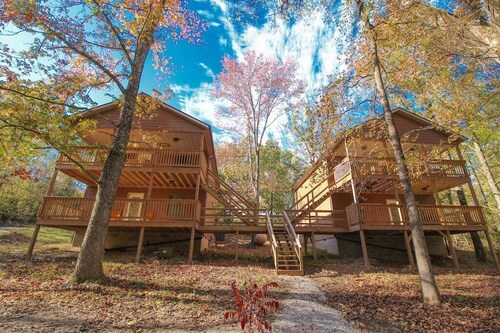 Relaxing Unique Cave Creek Cabin 2 in Shawnee near Alto Pass and Bald Knob Cross