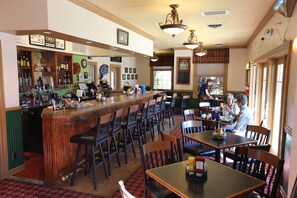 Bar (en la propiedad)