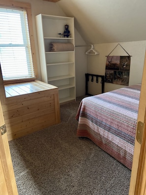 4 chambres, fer et planche à repasser, Wi-Fi gratuit, draps fournis