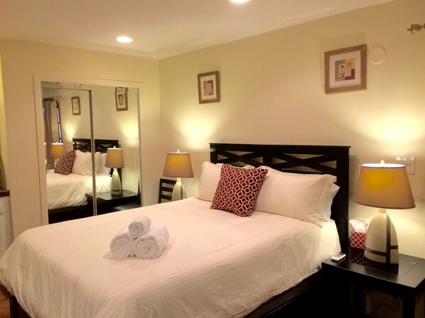 Bügeleisen/Bügelbrett, WLAN, Bettwäsche