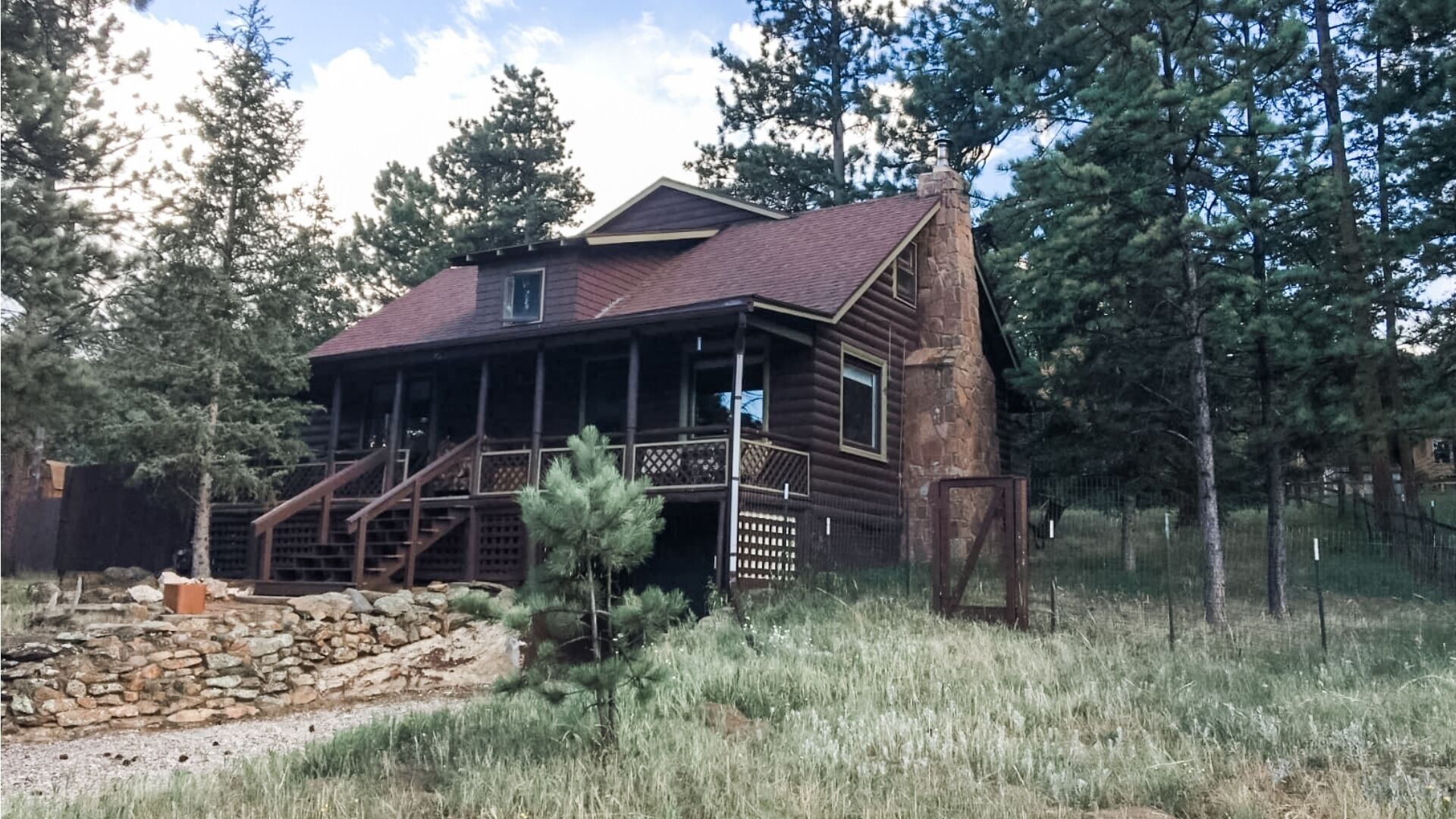 Serene, Private Retreat w/Hot Tub, 1 mile from Rocky Mountain National Park