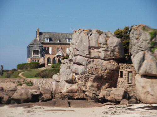  Beautiful apartment with Terrace, at the port, sea view, classified 3 * WIFI