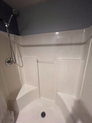 Handdoeken, zeep, shampoo, toiletpapier