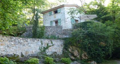 The Maz de la Vis, in a magical natural setting