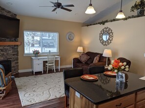 Flachbildfernseher, Kamin