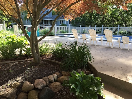 Terrace/patio. Pet Friendly and peaceful setting!