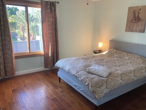 5 makuuhuonetta, työpöytä, silitysrauta/-lauta, ilmainen Wi-Fi