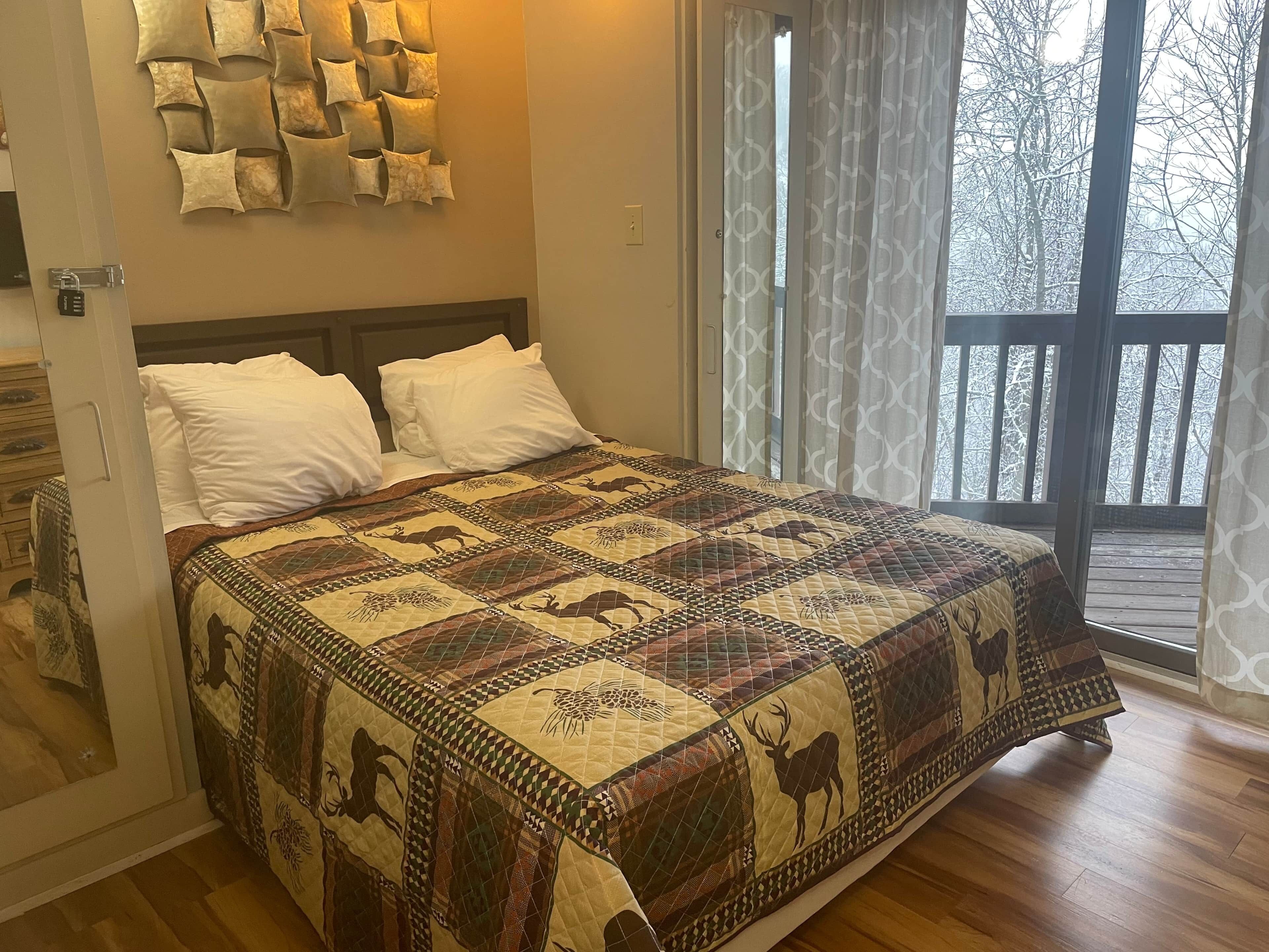 3 多间卧室、熨斗/熨衣板、WiFi、床单