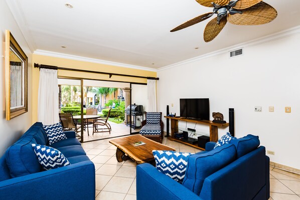 Smart TV y reproductor de DVD 