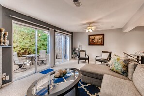 TV connectée, cheminée