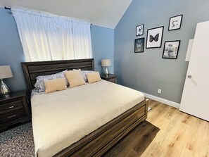 2 bedrooms, iron/ironing board, free WiFi, bed sheets