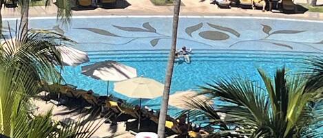 Outdoor pool, a heated pool
