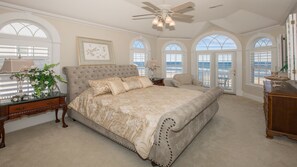 5 bedrooms, iron/ironing board, free WiFi, bed sheets - Beachfront  Luxury Home,SALT WATER, POOL- Heating is an Option &SPA,Pet Friendly (Virginia Beach)