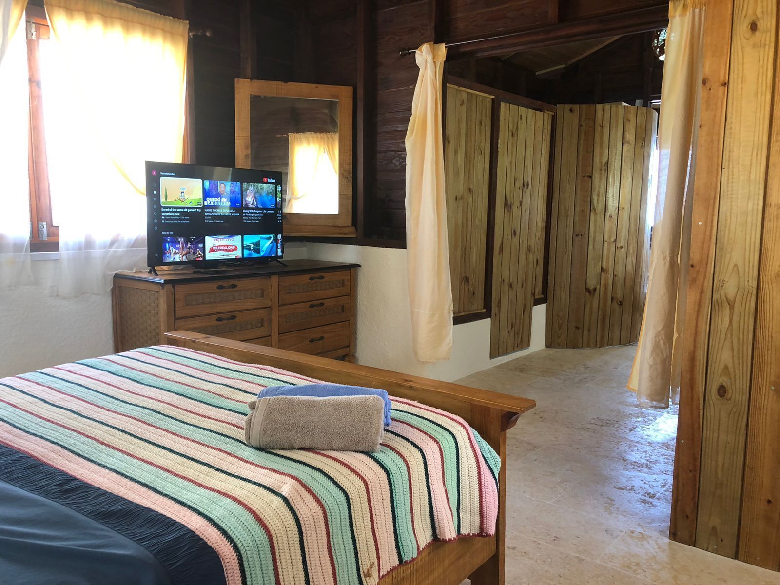 1 chambre, coffres-forts dans les chambres, bureau, Wi-Fi gratuit