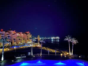 屋外プール、温水プール