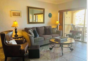 Smart TV, fireplace, table tennis