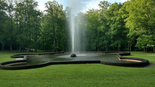 Stay and Play @ Railway Rest, near AVL, trails, falls