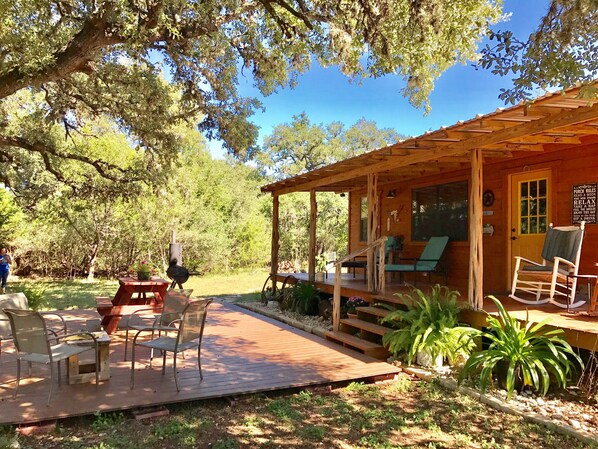 Terrace/patio - Secluded Ranch Cabin between Garner and Lost Maples (Utopia)