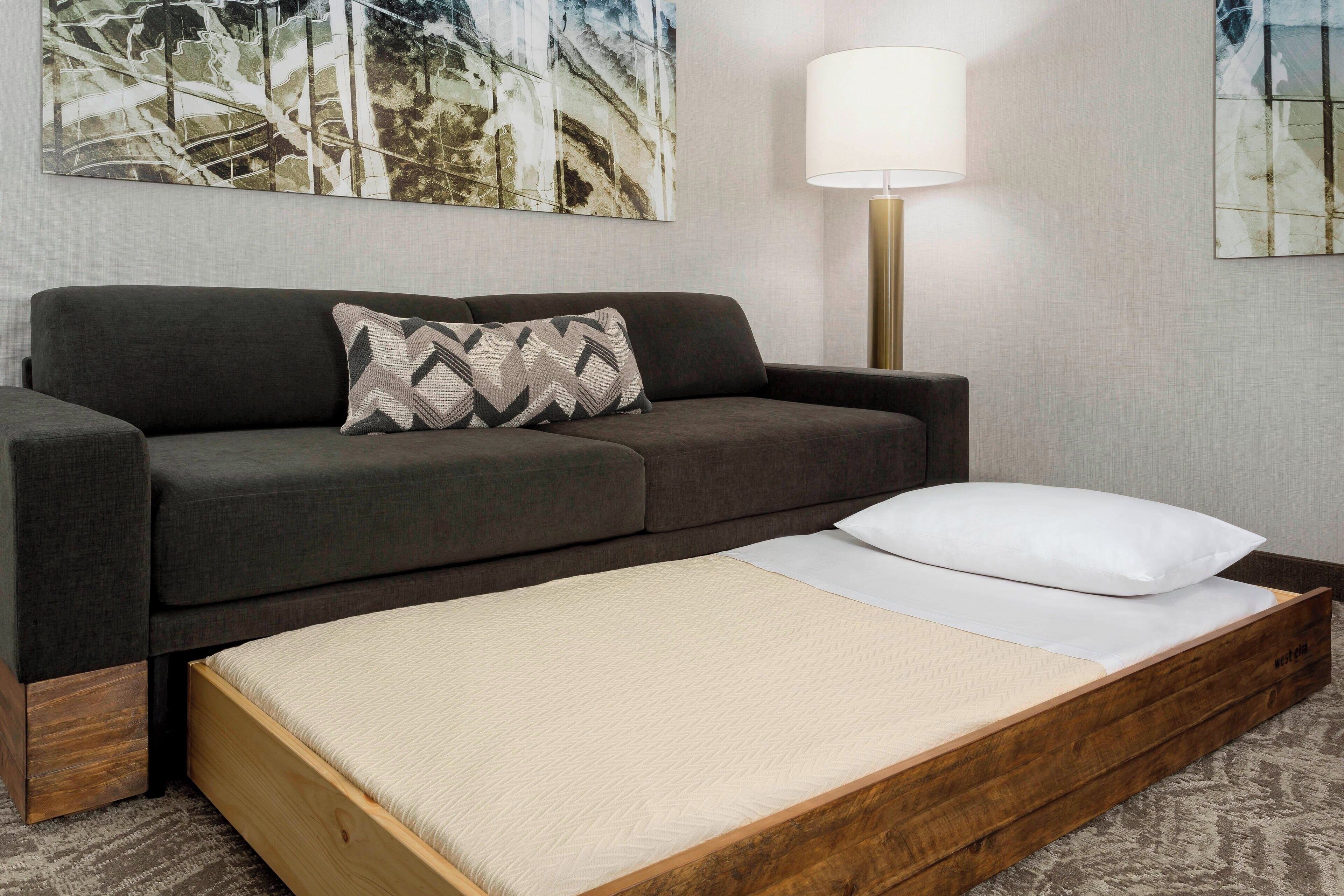 in-room safe, desk, laptop workspace, iron/ironing board