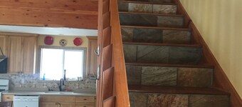 Friendly Reeder Lake House