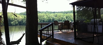 RIVERKEEPER INN, Waterfront Property on the Potomac River