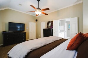 3 quartos, ferros/tábuas de passar roupa, Wi-Fi de cortesia