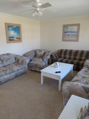 Smart TV, DVD player